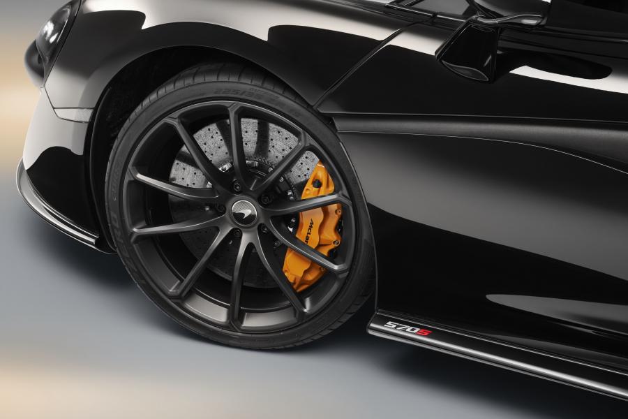 Детали экстерьера McLaren 570S Spider Design Edition 2018 года  (WW) (фото 4 из 9)